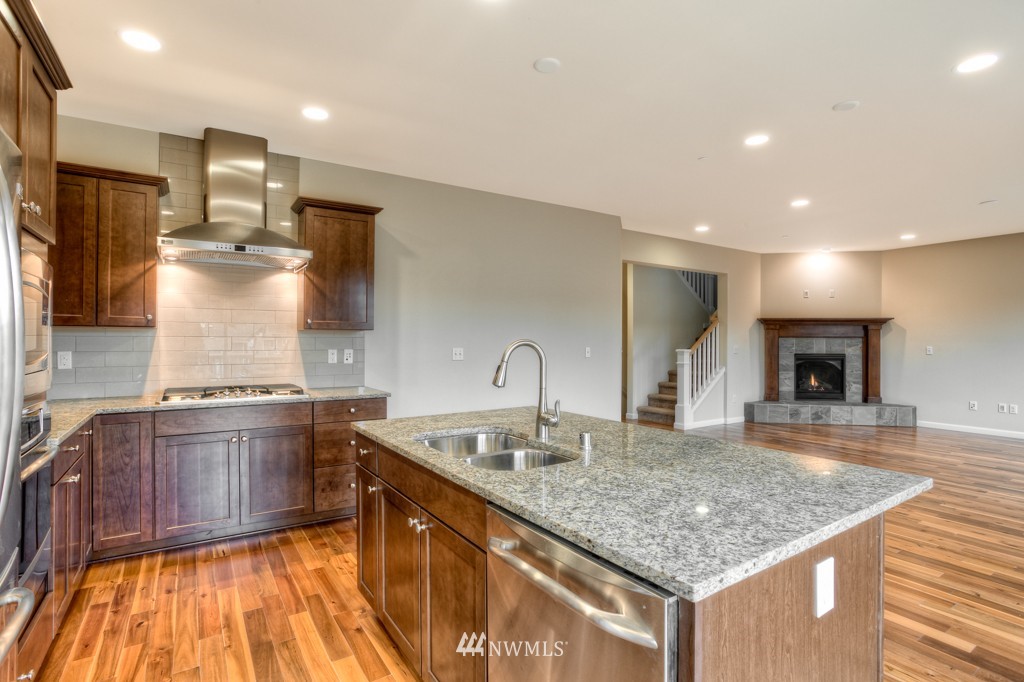 17719 Southeast 189th Street, Unit 42 Renton, WA 98058 - Photo 6 of 17 Gallery Image 6