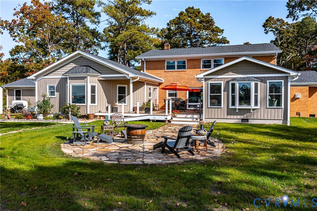 358 Barn Point Road Lottsburg, VA 22511 - Photo 3 of 50