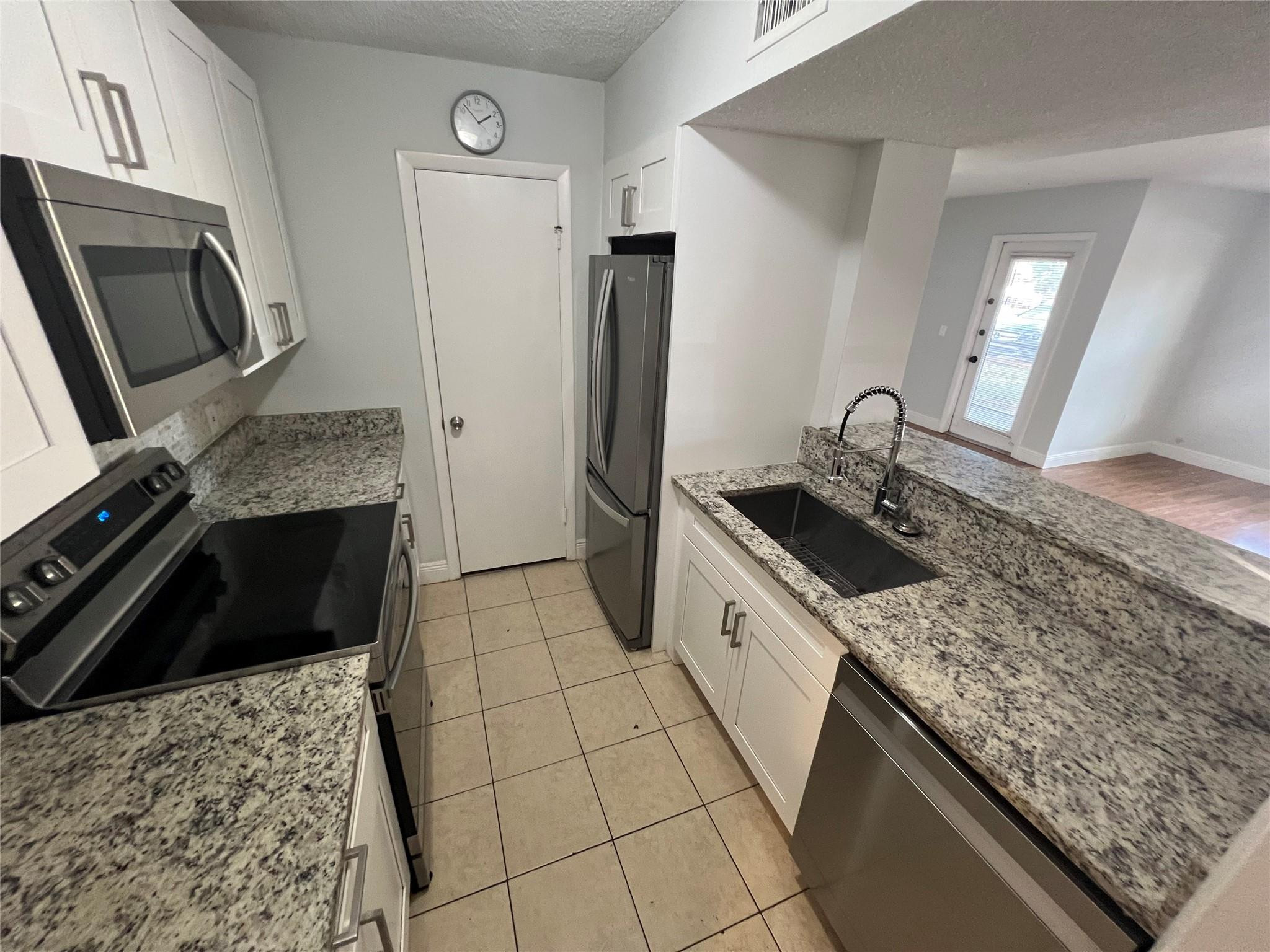 4341 West McNab Road, Unit 10 Pompano Beach, FL 33069 - Photo 18 of 39 Photo 20
