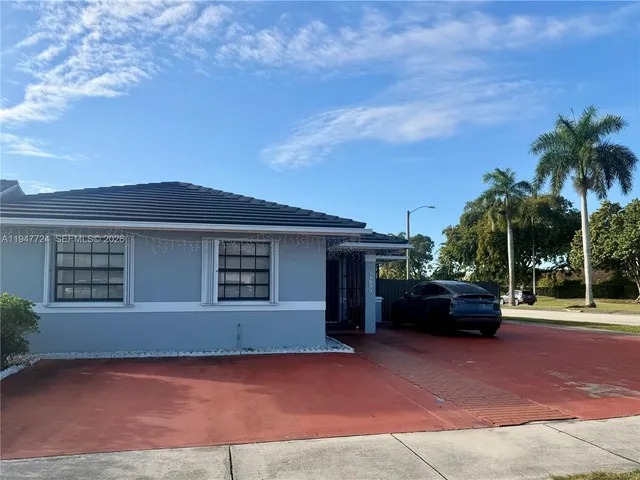 $3,700 | 14690 Southwest 49th Street, Miami, FL 33175