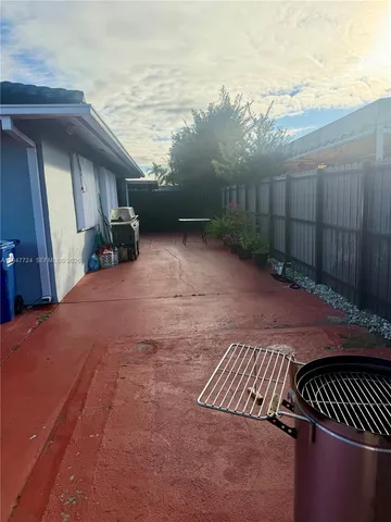 $3,700 | 14690 Southwest 49th Street, Miami, FL 33175