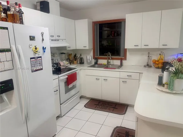 $3,700 | 14690 Southwest 49th Street, Miami, FL 33175