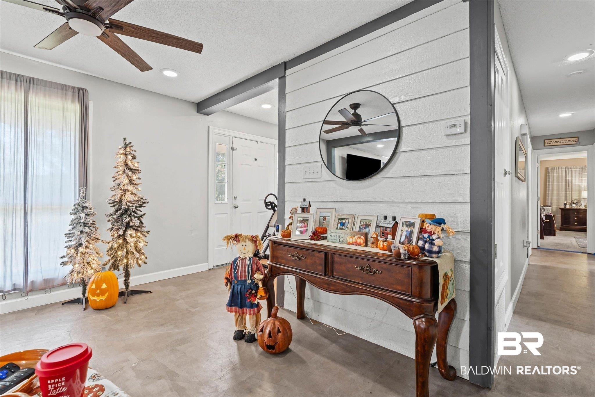11440 Diffee Road Grand Bay, AL 36541 - Photo 4 of 22 Hallway with concrete flooring
