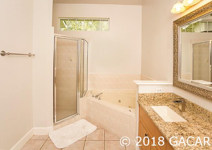 10104 Southwest 17th Place Gainesville, FL 32607 - Photo 10 of 24 Gallery Image 10
