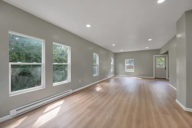 $275,000 | 1301 Garland Street, Allouez, WI 54301