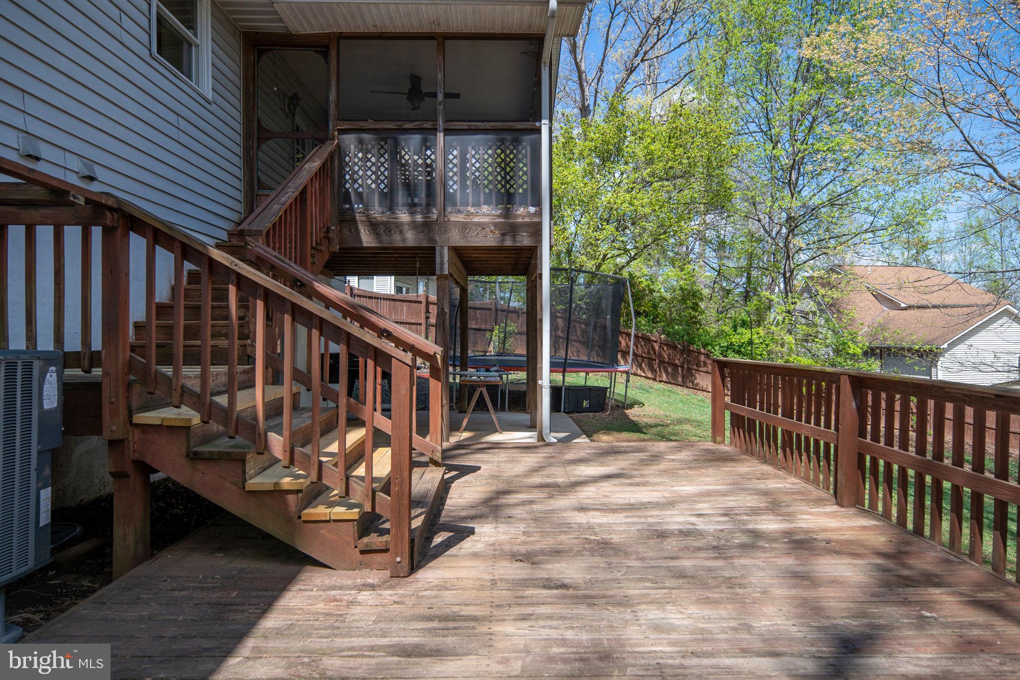 15195 Dyers Road Woodbridge, VA 22193 - Photo 44 of 53 a view of a balcony with chairs