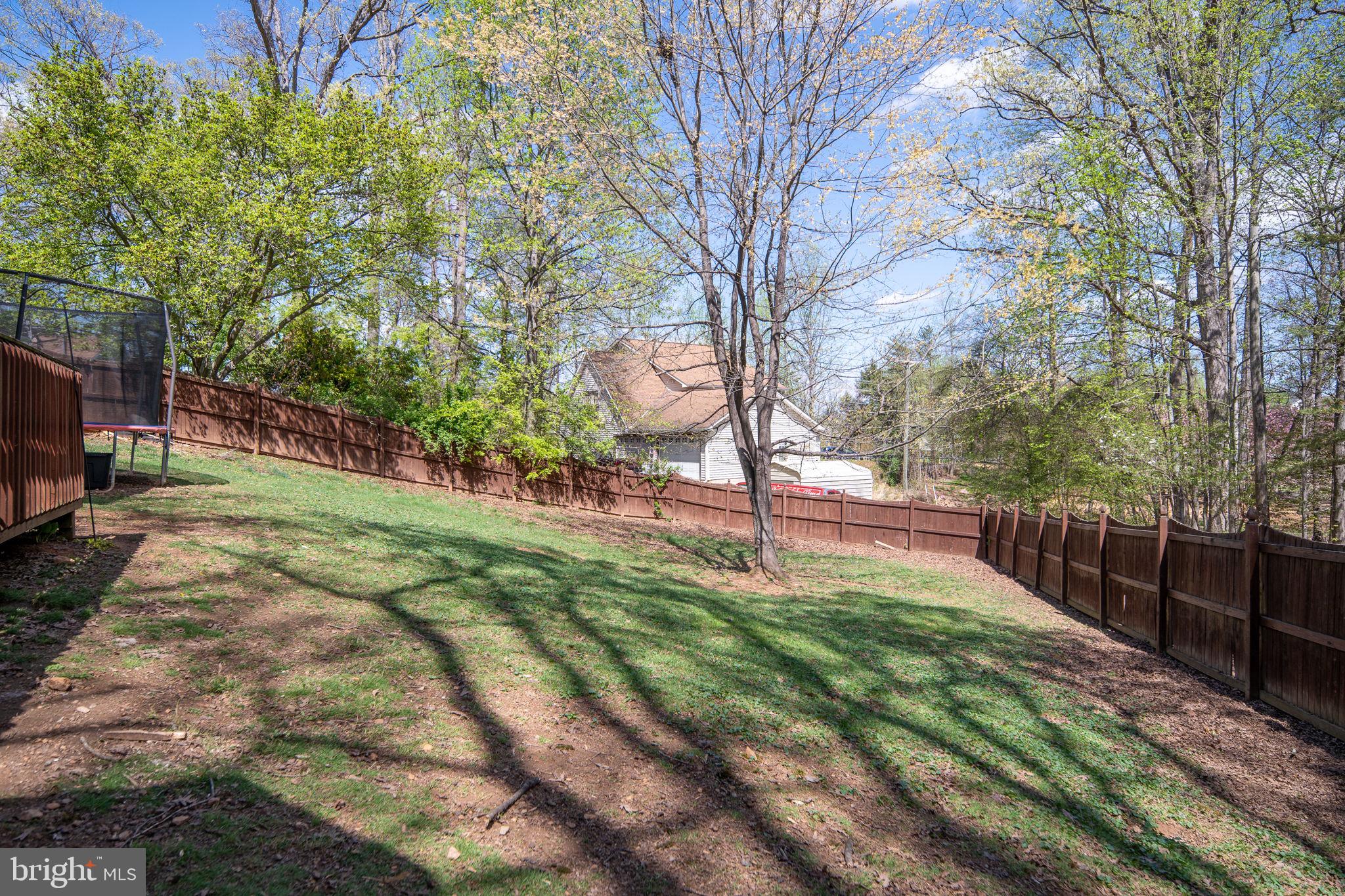 15195 Dyers Road Woodbridge, VA 22193 - Photo 46 of 53 a view of a backyard