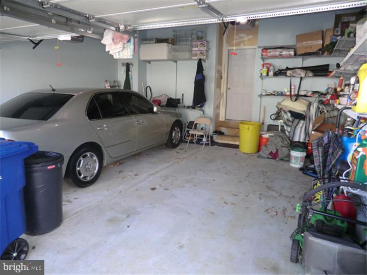 54 Whitford Drive Burlington, NJ 08016 - Photo 17 of 19 Garage