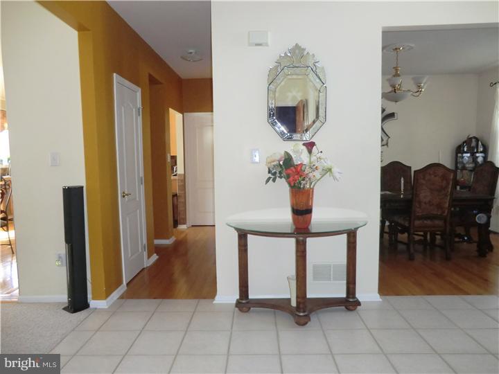 54 Whitford Drive Burlington, NJ 08016 - Photo 8 of 19 Foyer