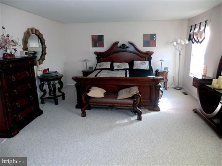 54 Whitford Drive Burlington, NJ 08016 - Photo 9 of 19 Master Bedroom