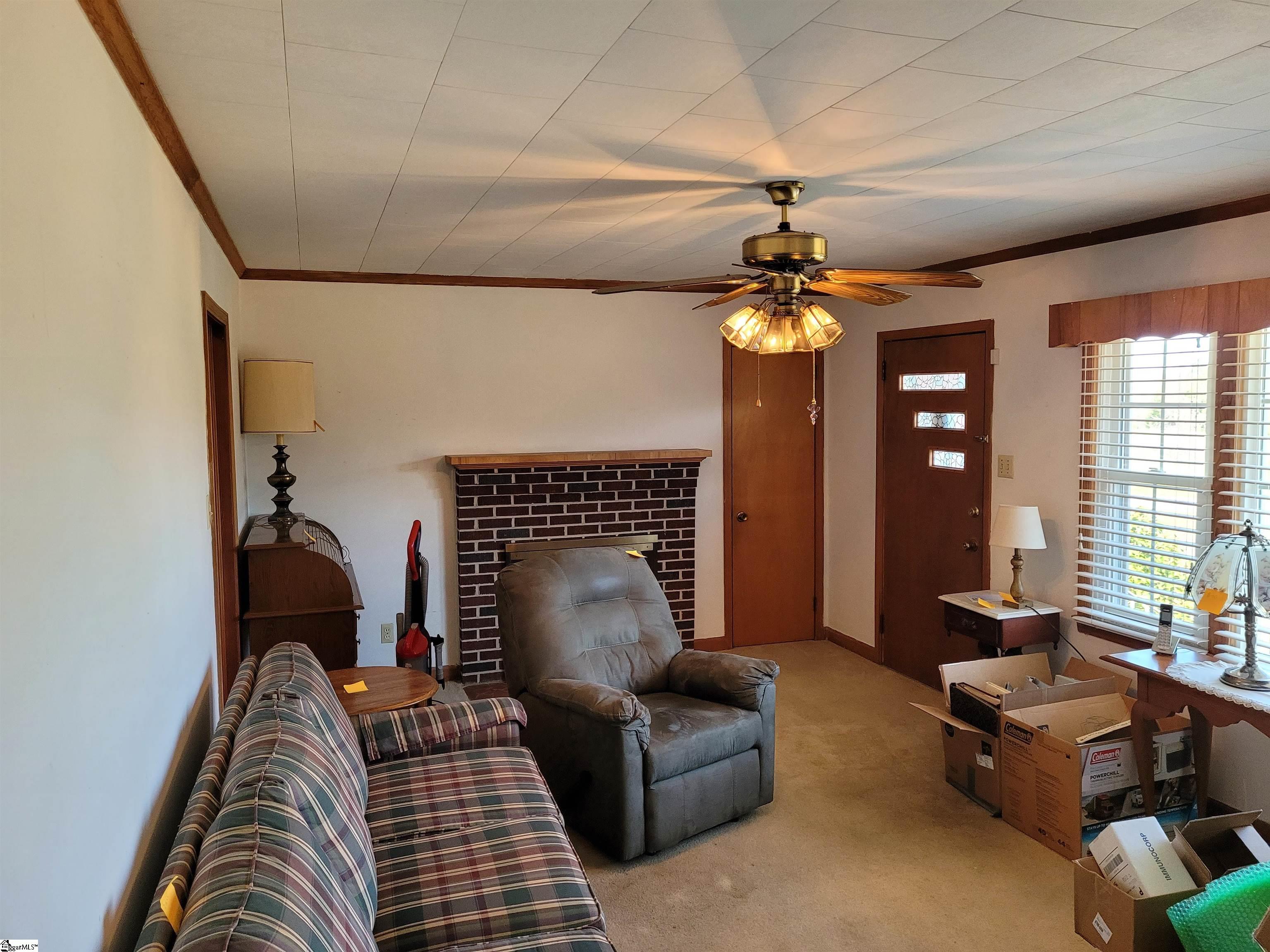 205 Desiree Road Iva, SC 29655 - Photo 3 of 9 Gallery Image 3