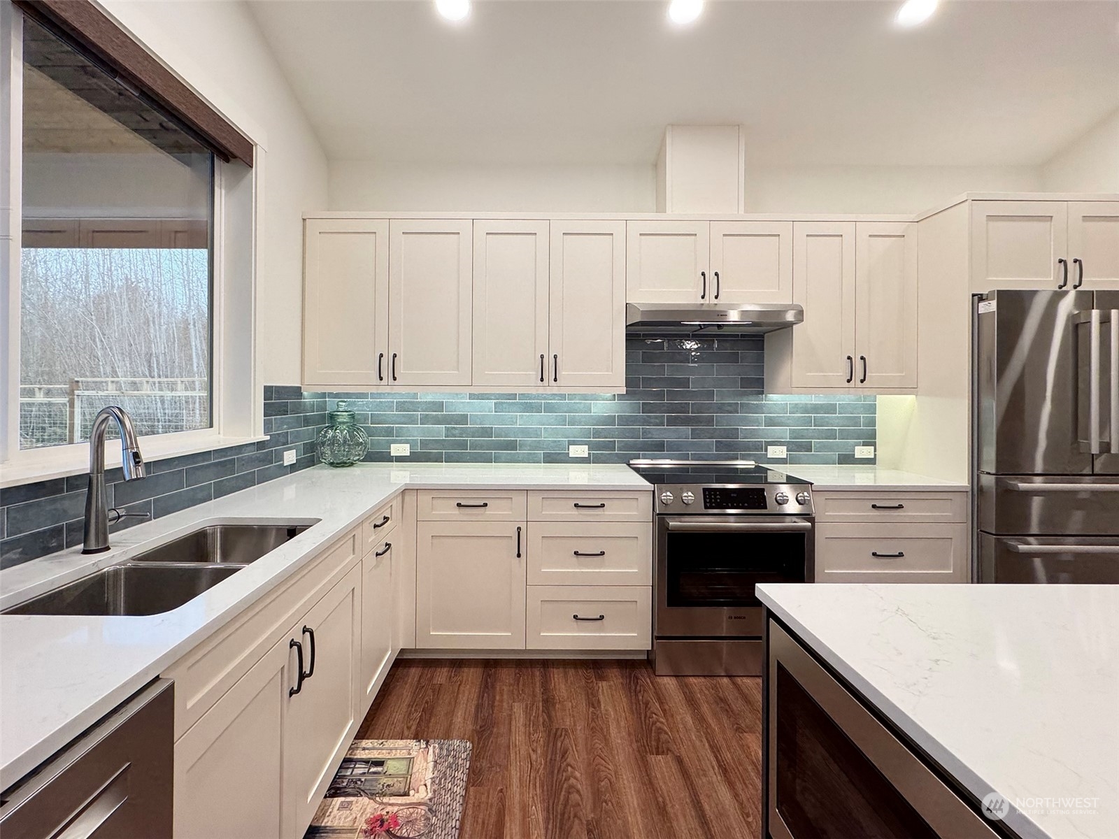 224 Grand Ridge Way Port Angeles, WA 98362 - Photo 3 of 40 Gallery Image 3