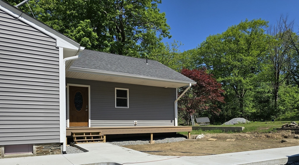 2 North Blandford Road Blandford, MA 01008 - Photo 3 of 28