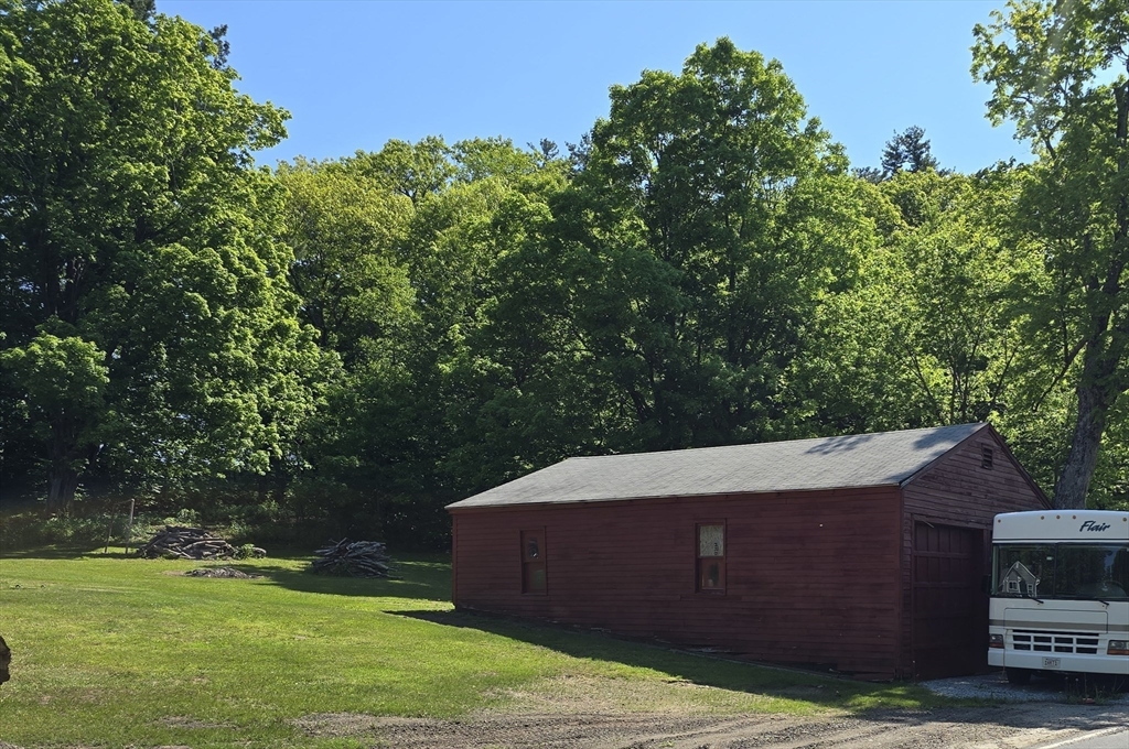 2 North Blandford Road Blandford, MA 01008 - Photo 6 of 28