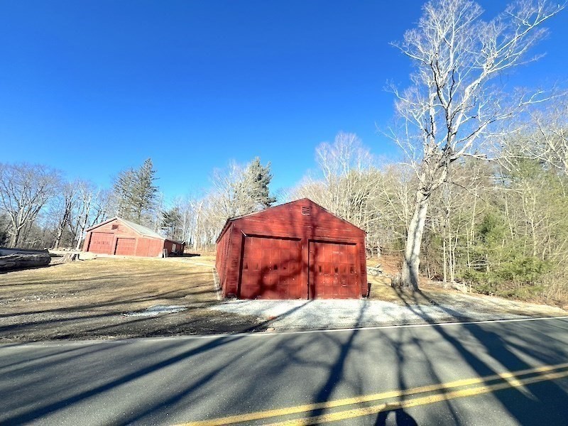 2 North Blandford Road Blandford, MA 01008 - Photo 10 of 28