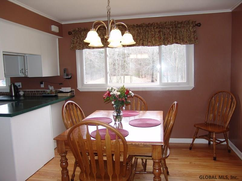 343 Miller Road Rexford, NY 12148 - Photo 3 of 25 Photo 3