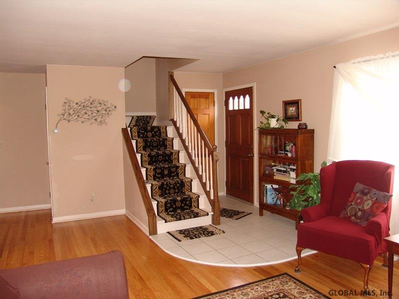 343 Miller Road Rexford, NY 12148 - Photo 8 of 25 Photo 8