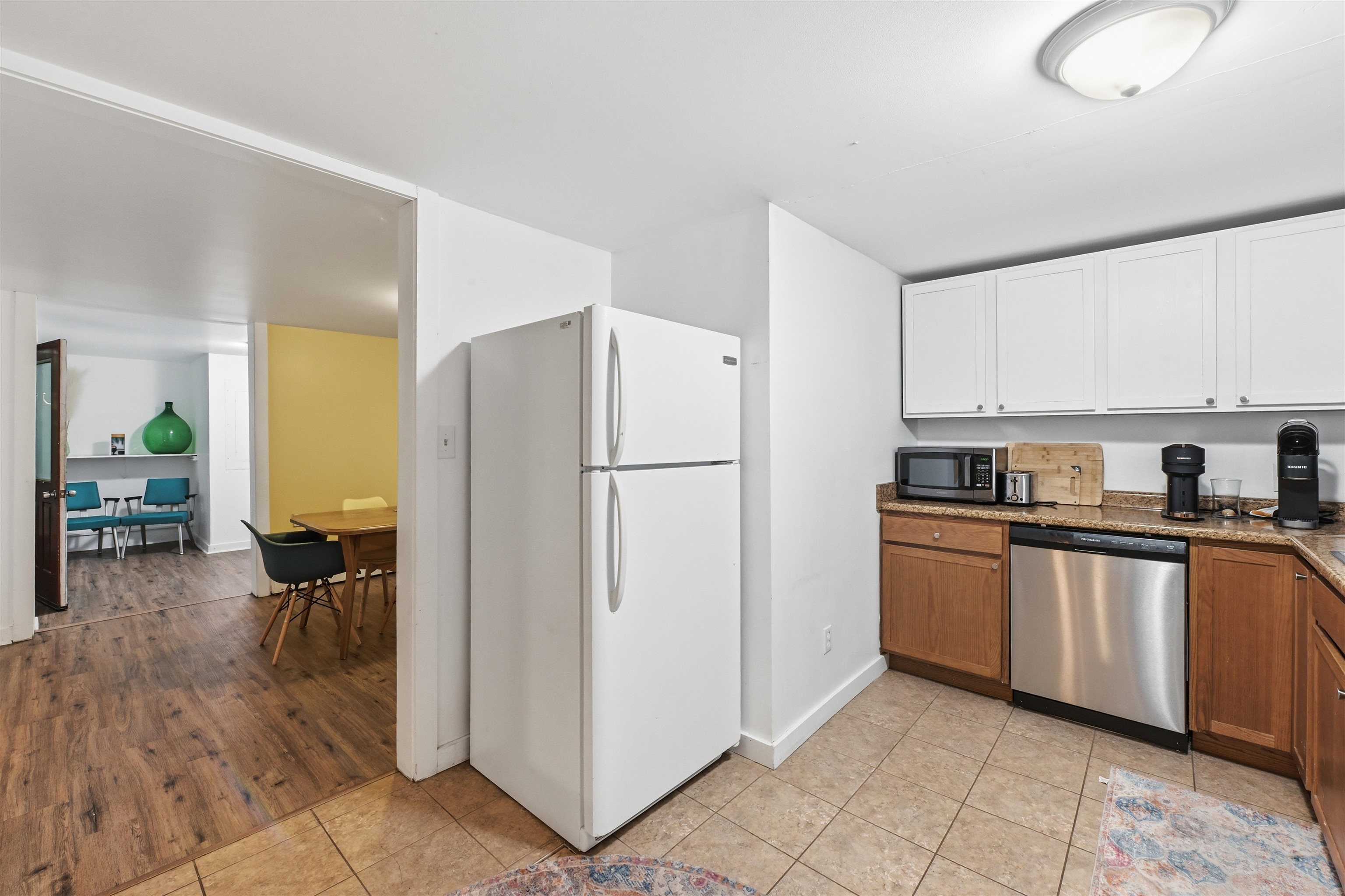 446 Colchester Avenue Burlington, VT 05401 - Photo 6 of 30