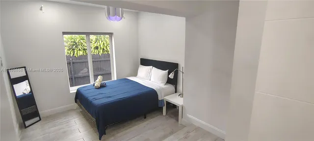 $1,375,000 | 420 Northeast 90th Street, El Portal, FL 33138