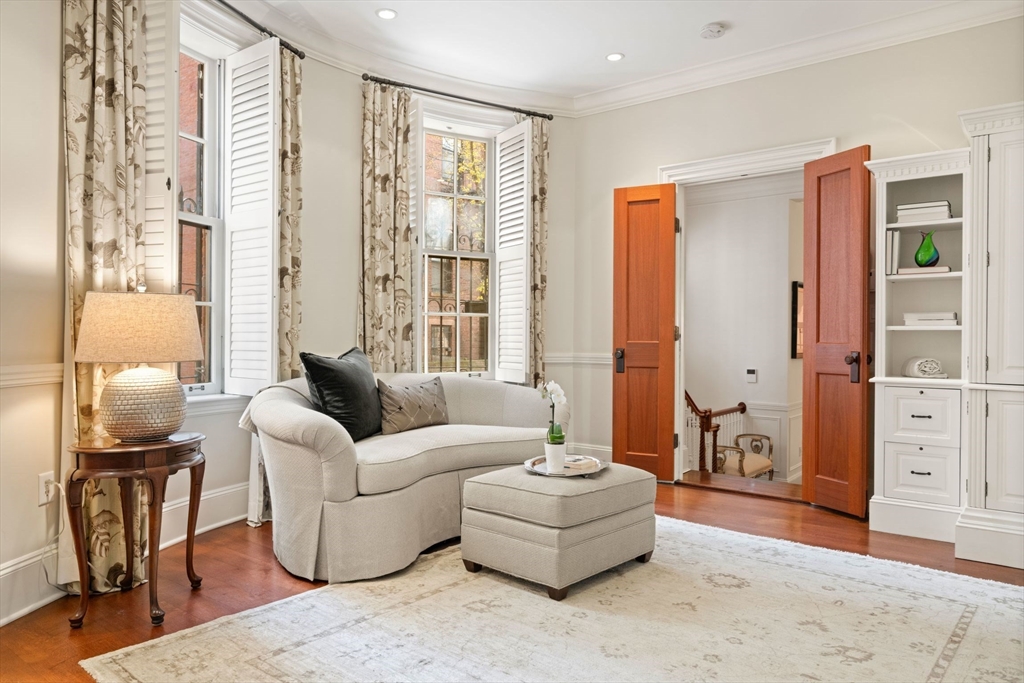 50 Beacon Street, Unit 1 Boston, MA 02108 - Photo 19 of 30