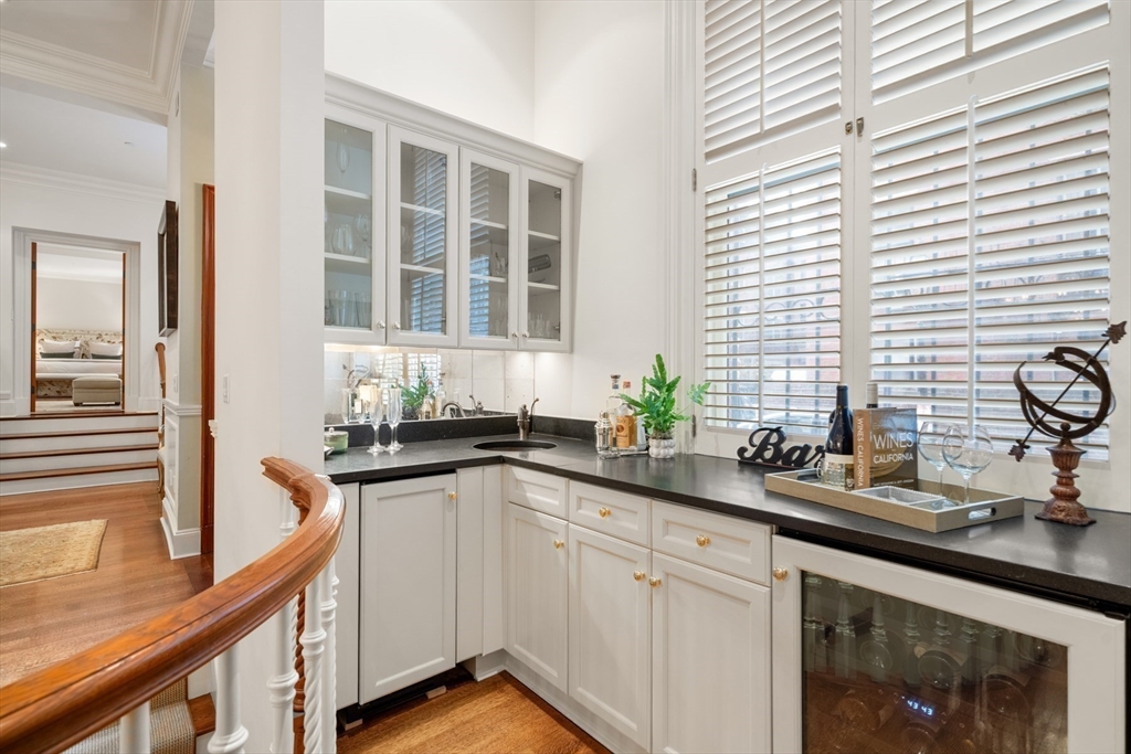 50 Beacon Street, Unit 1 Boston, MA 02108 - Photo 8 of 30