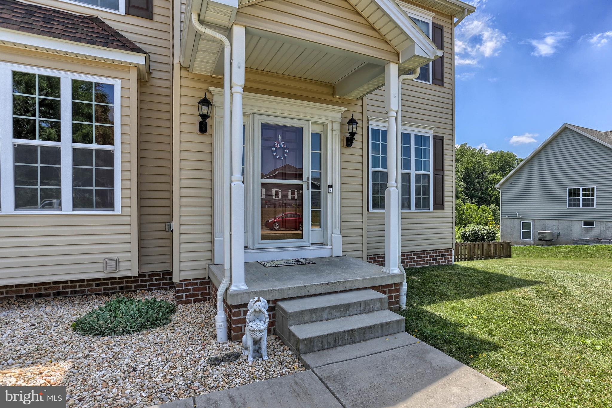 660 Ripple Drive Hanover, PA 17331 - Photo 4 of 66