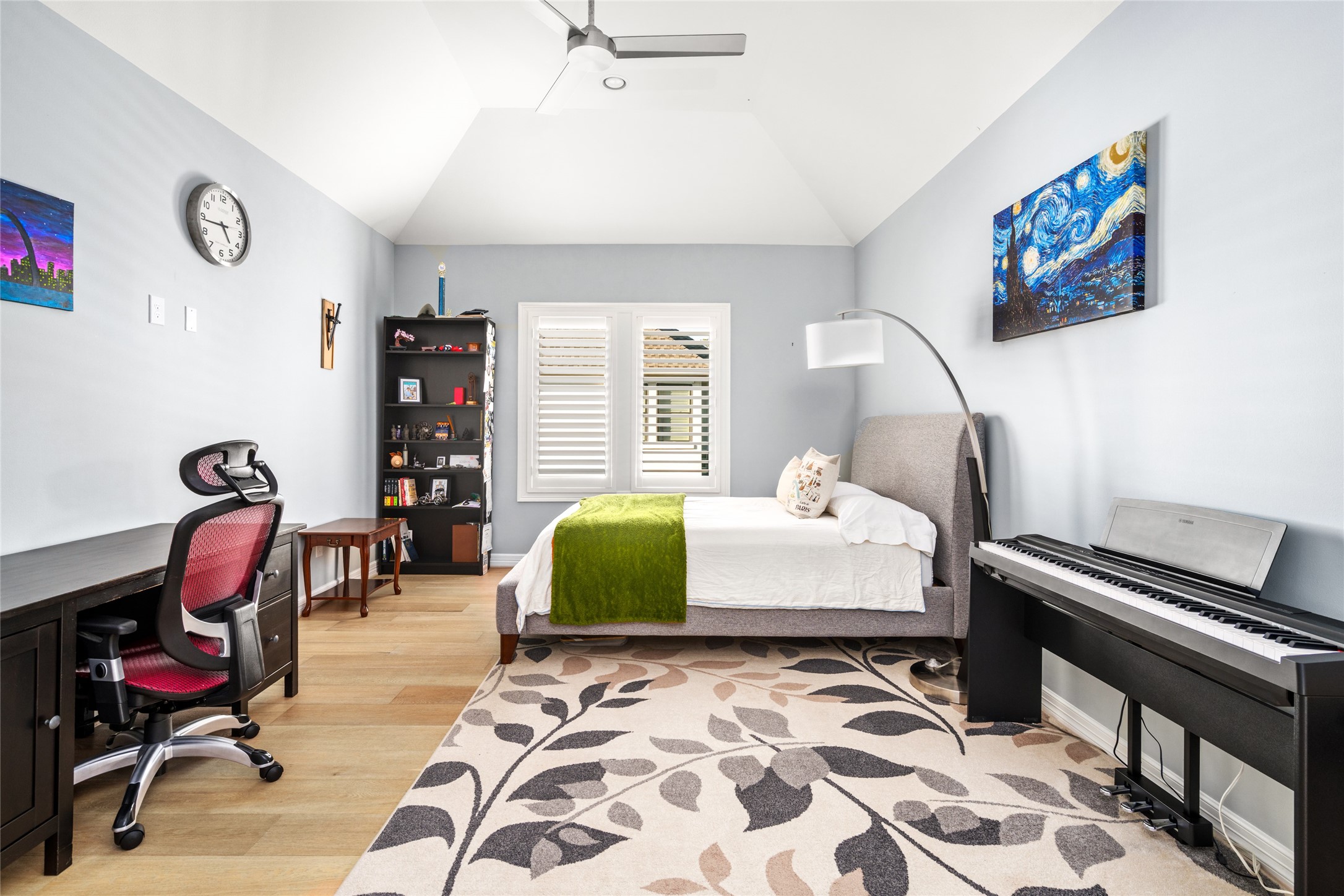 64 South Parkgate Circle Spring, TX 77381 - Photo 34 of 50 a bedroom with furniture and a rug