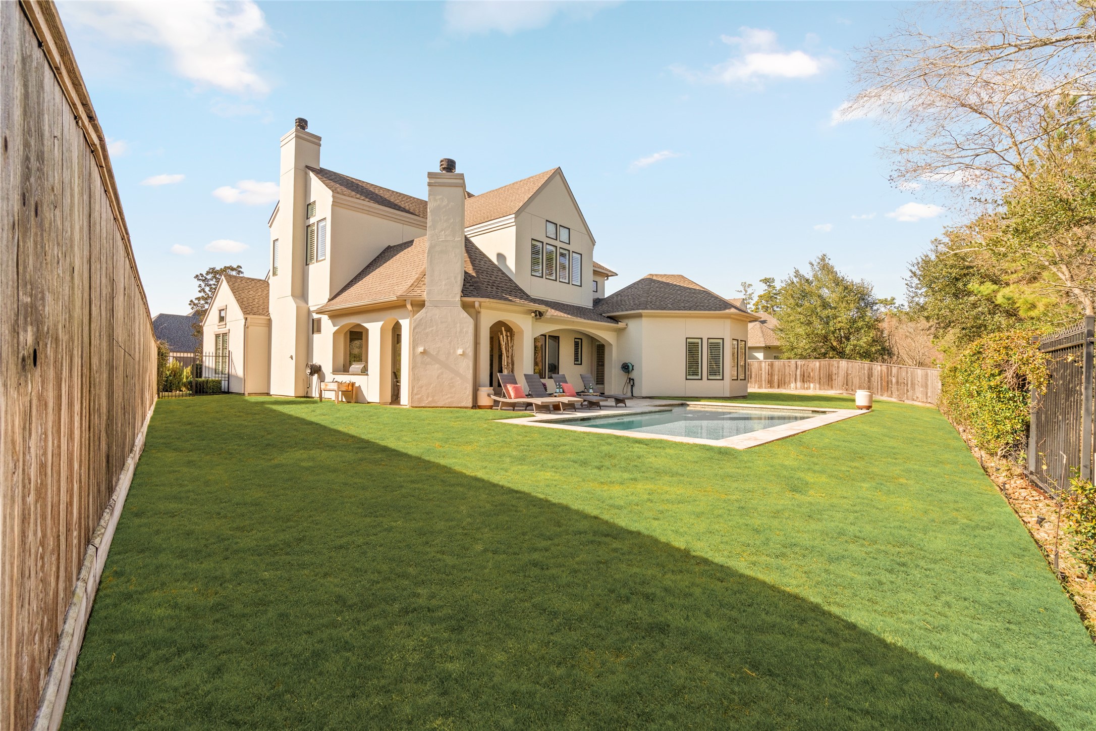 64 South Parkgate Circle Spring, TX 77381 - Photo 46 of 50 a front view of a house with garden