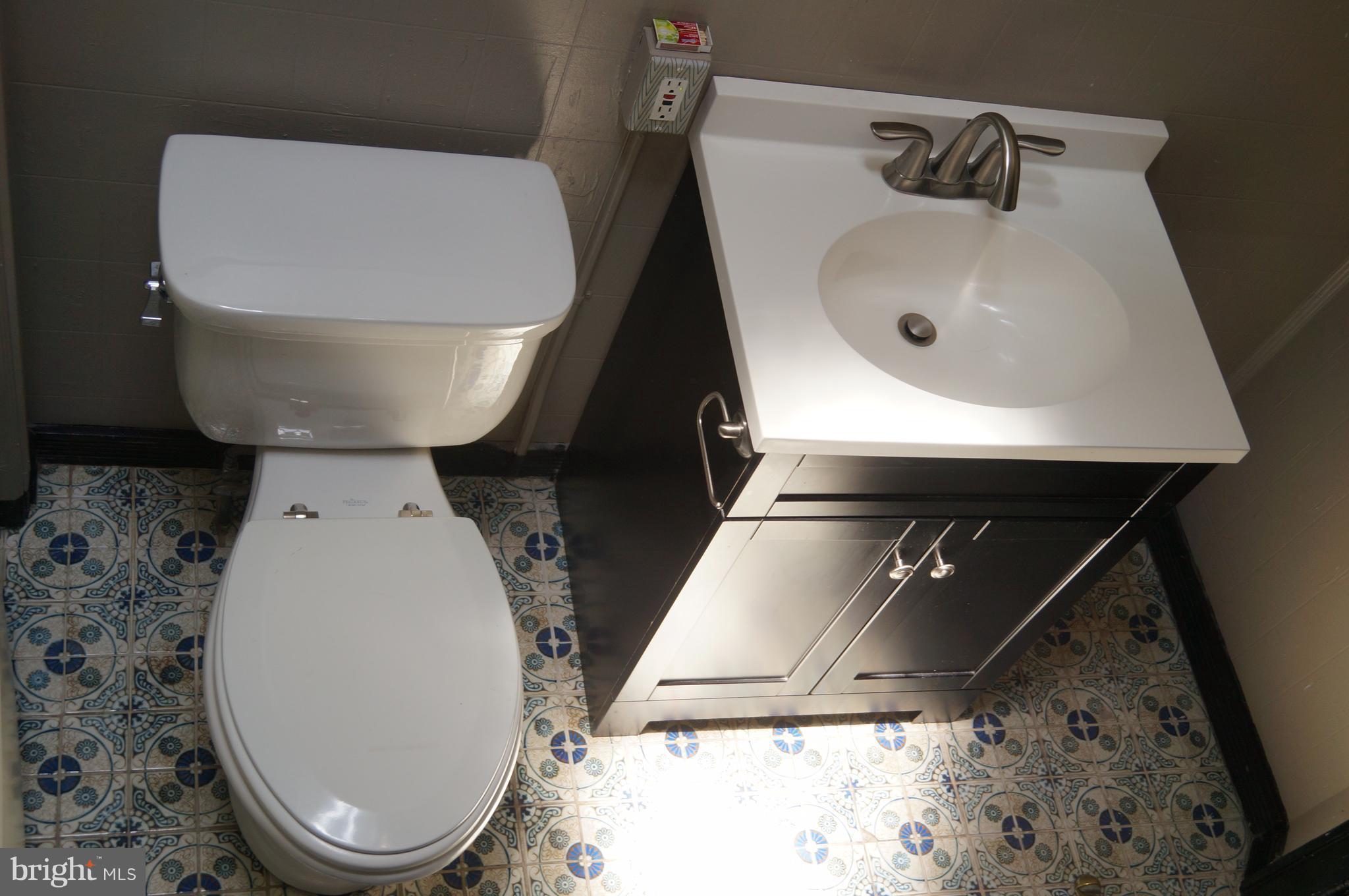 3538 Keswick Road Baltimore, MD 21211 - Photo 14 of 30 Bath