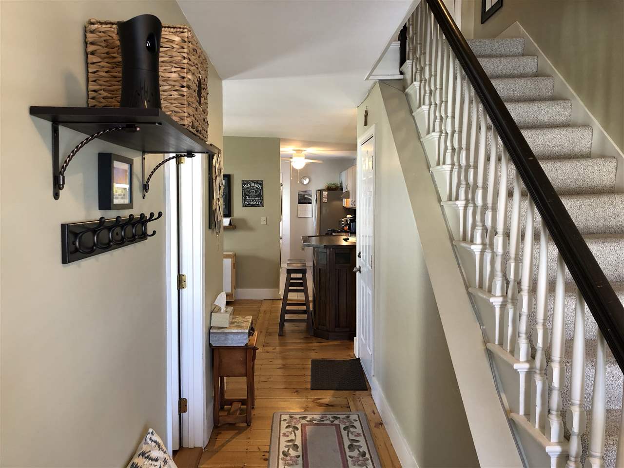 16 Carroll Street, Unit B Exeter, NH 03833 - Photo 15 of 27 Gallery Image 15
