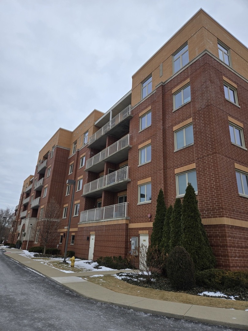 500 East St Charles Road, Unit 510 Lombard, IL 60148 - Photo 1 of 1