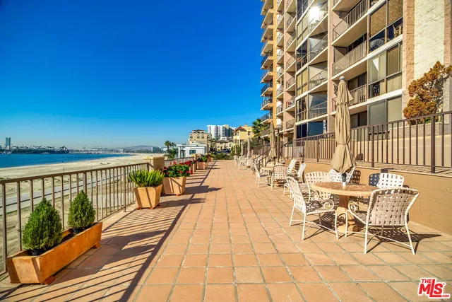 $575,000 | 1750 East Ocean Boulevard, Unit 704, Long Beach, CA 90802