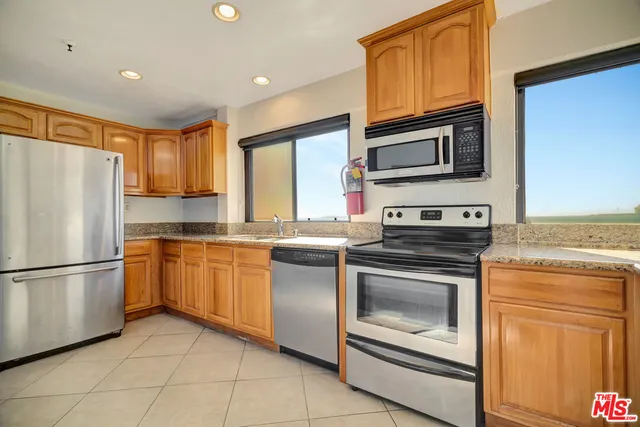 $575,000 | 1750 East Ocean Boulevard, Unit 704, Long Beach, CA 90802