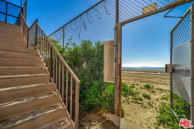 $575,000 | 1750 East Ocean Boulevard, Unit 704, Long Beach, CA 90802