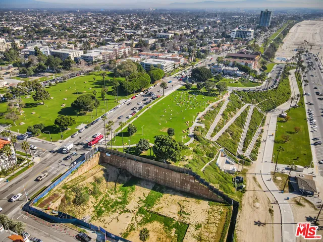 $575,000 | 1750 East Ocean Boulevard, Unit 704, Long Beach, CA 90802