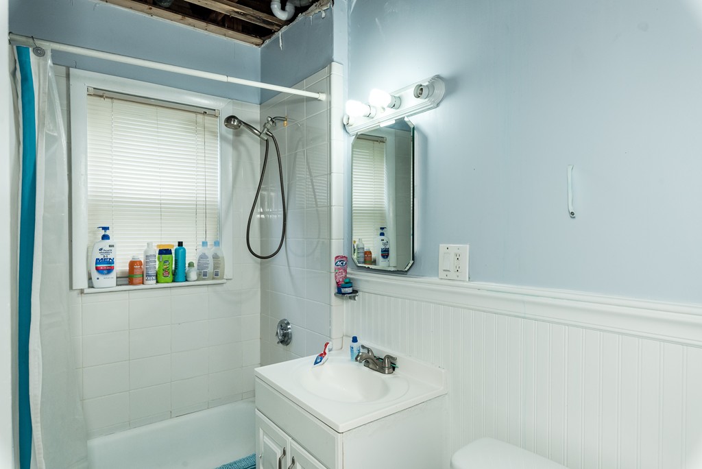 59 Governor Winthrop Road Somerville, MA 02145 - Photo 16 of 24 Gallery Image 16