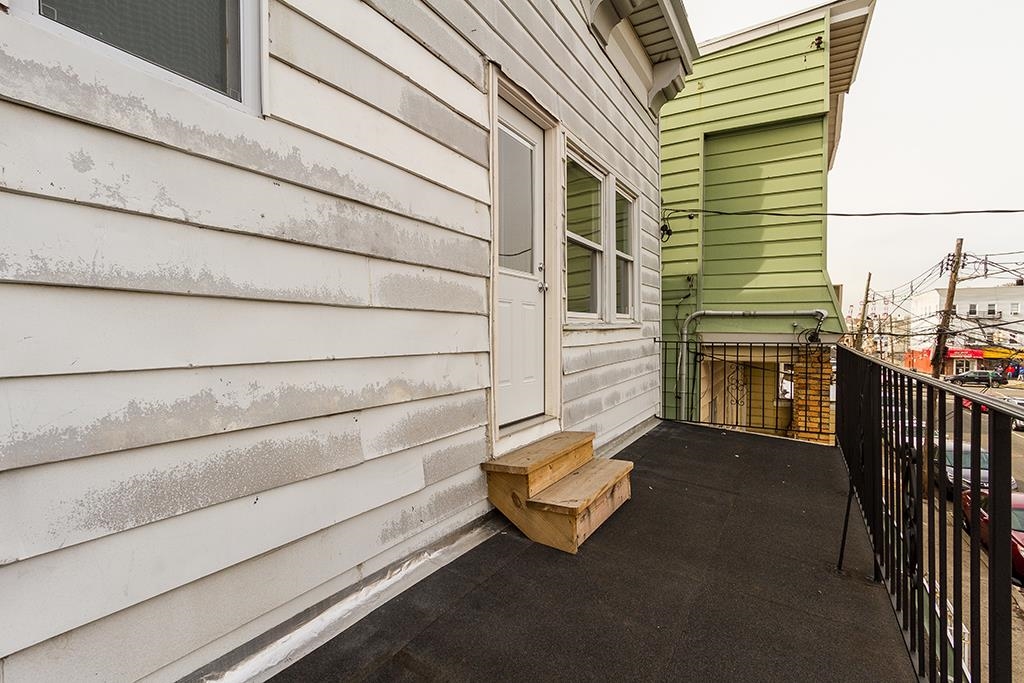 40 West 19th Street Bayonne, NJ 07002 - Photo 17 of 37