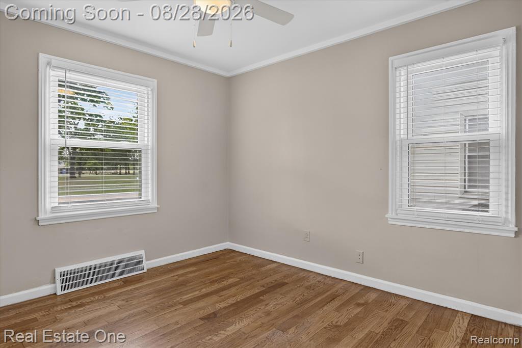 5048 Howe Road Wayne, MI 48184 - Photo 10 of 43 Gallery Image 10