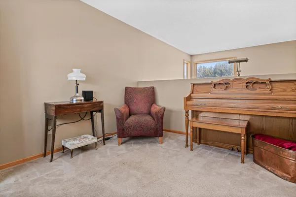 $300,000 | 19496 Prairieview Drive, Rogers, MN 55374