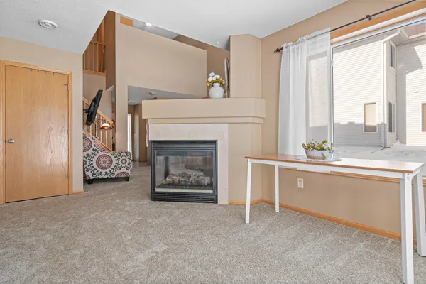 $300,000 | 19496 Prairieview Drive, Rogers, MN 55374