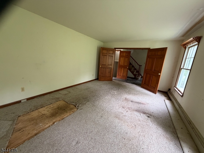 124 Perryville Road Pittstown, NJ 08867 - Photo 21 of 41