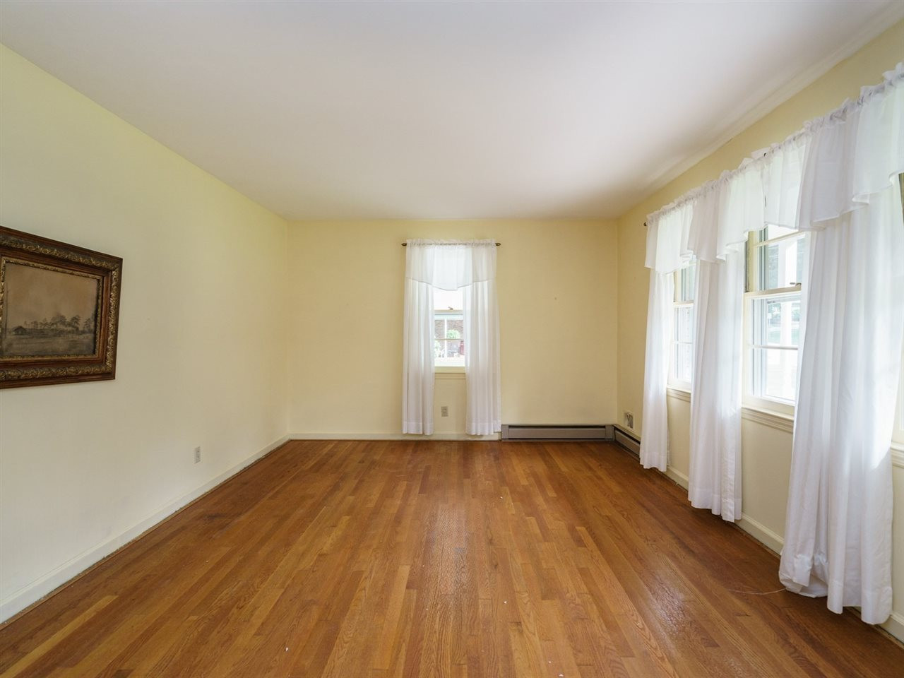 909 Currituck Drive Raleigh, NC 27609 - Photo 4 of 24 Photo 4
