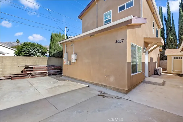 a backyard of a house