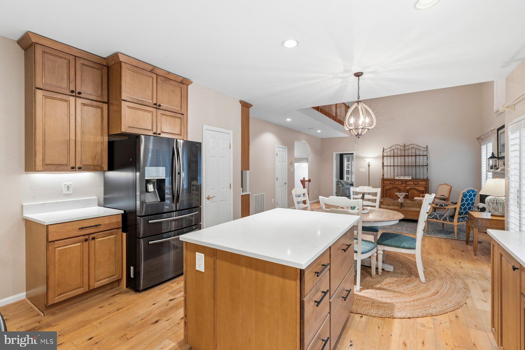 184 Hickory Point Road Pasadena, MD 21122 - Photo 13 of 57