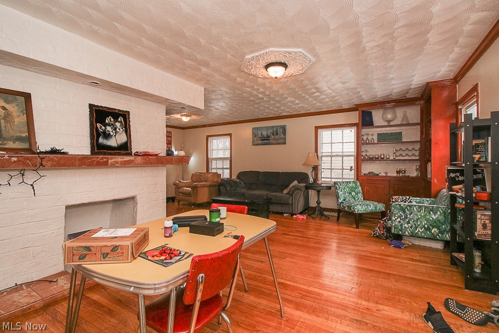 2050 Staunton Road Cleveland, OH 44118 - Photo 9 of 35