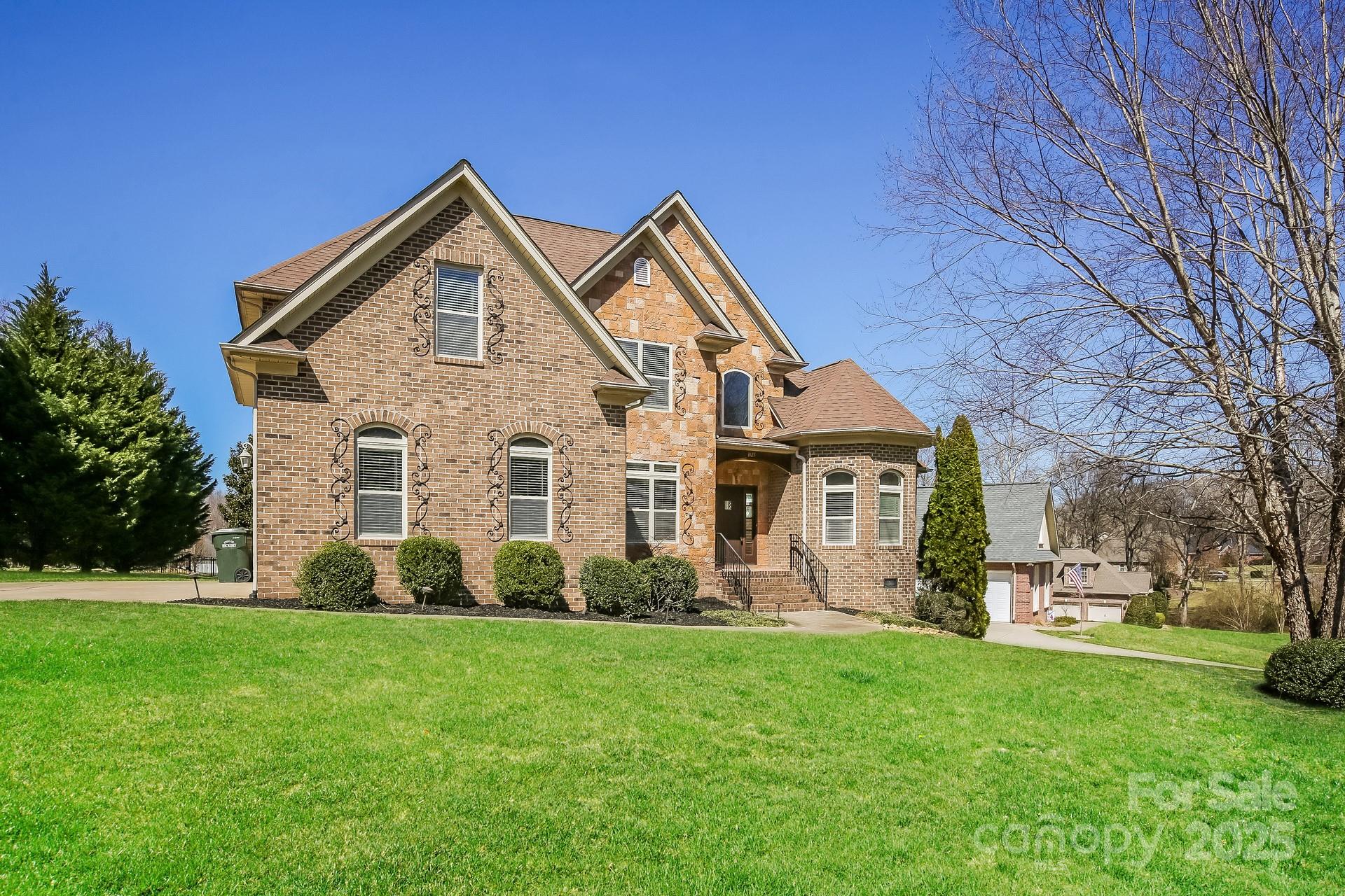 1125 Bugle Lane Newton, NC 28658 - Photo 2 of 20