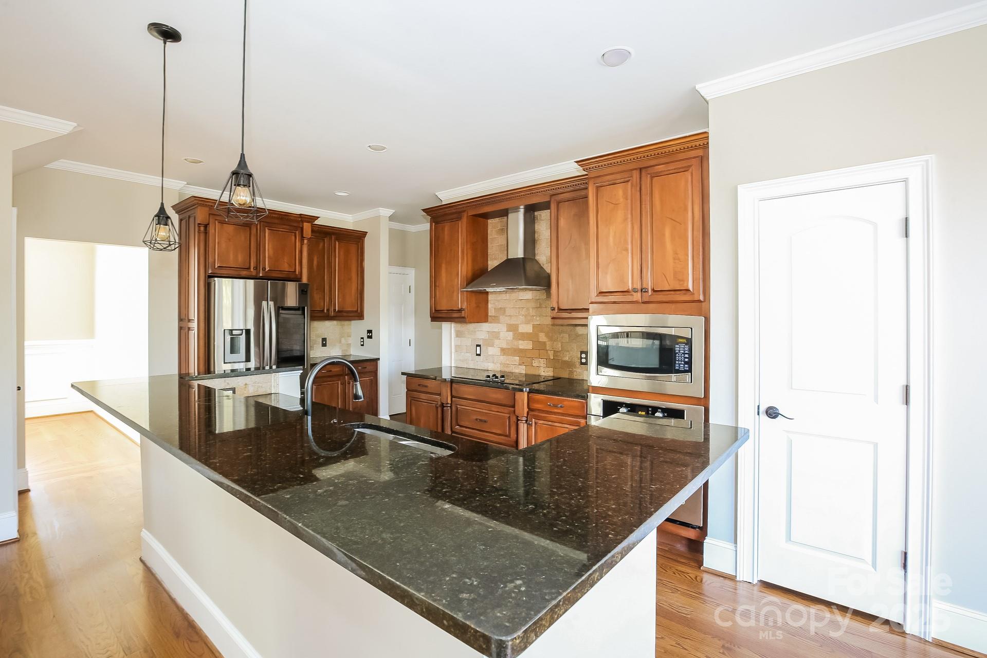 1125 Bugle Lane Newton, NC 28658 - Photo 7 of 20