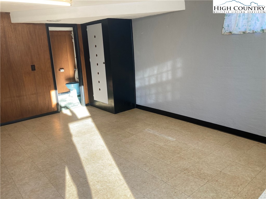 2749 Highway 421 Boone, NC 28607 - Photo 20 of 36 Gallery Image 20