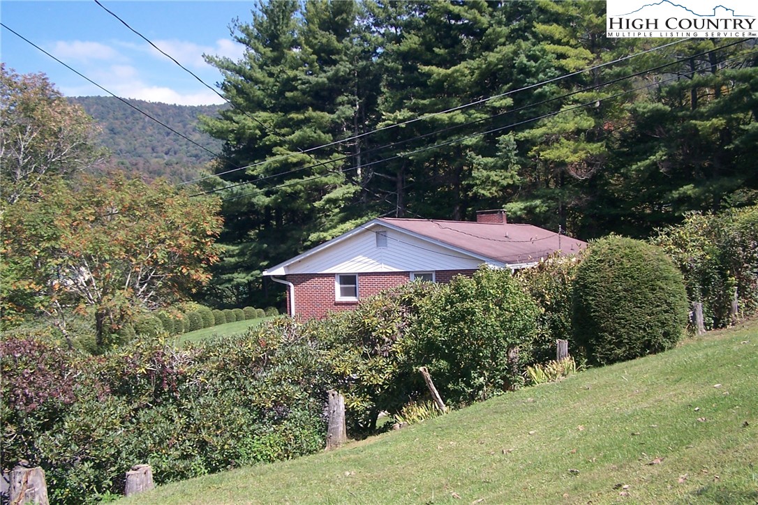 2749 Highway 421 Boone, NC 28607 - Photo 28 of 36 Gallery Image 28