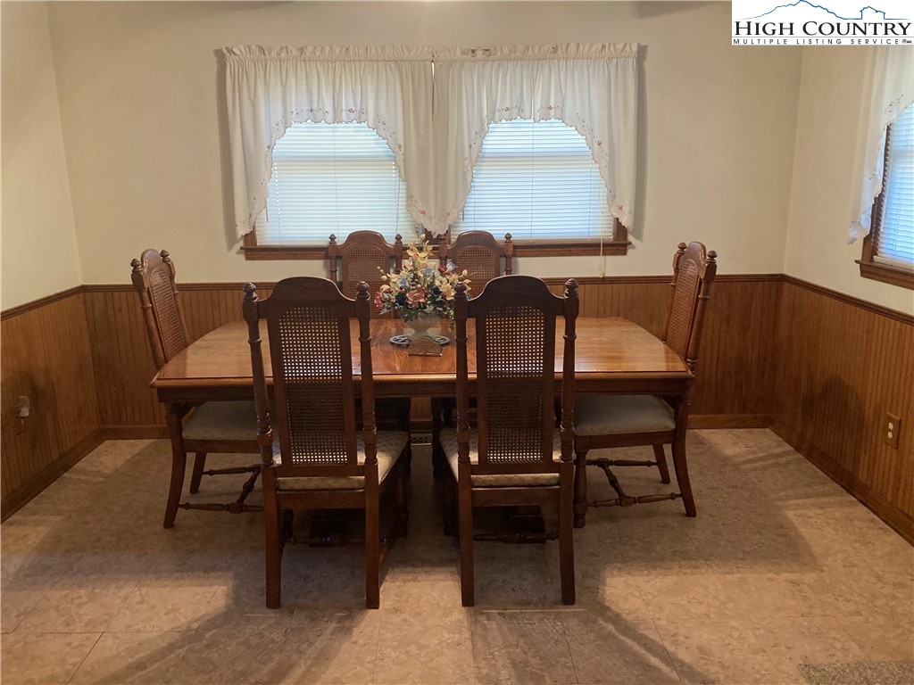 2749 Highway 421 Boone, NC 28607 - Photo 8 of 36 Gallery Image 8